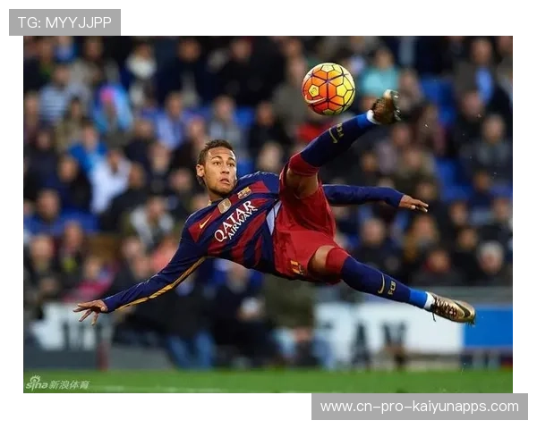 内马尔脚法精妙倒钩为球队建功:足球技艺的极致展示